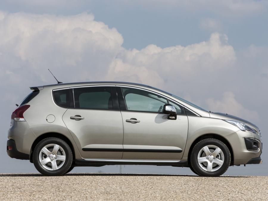  Peugeot 3008 HYbrid4 2013 года  (фото 20 из 22)
